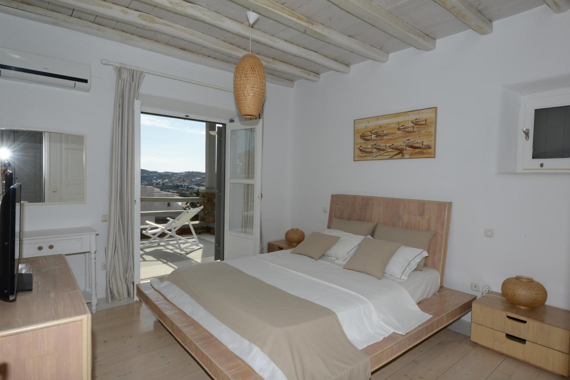 Thalasses Apartment *